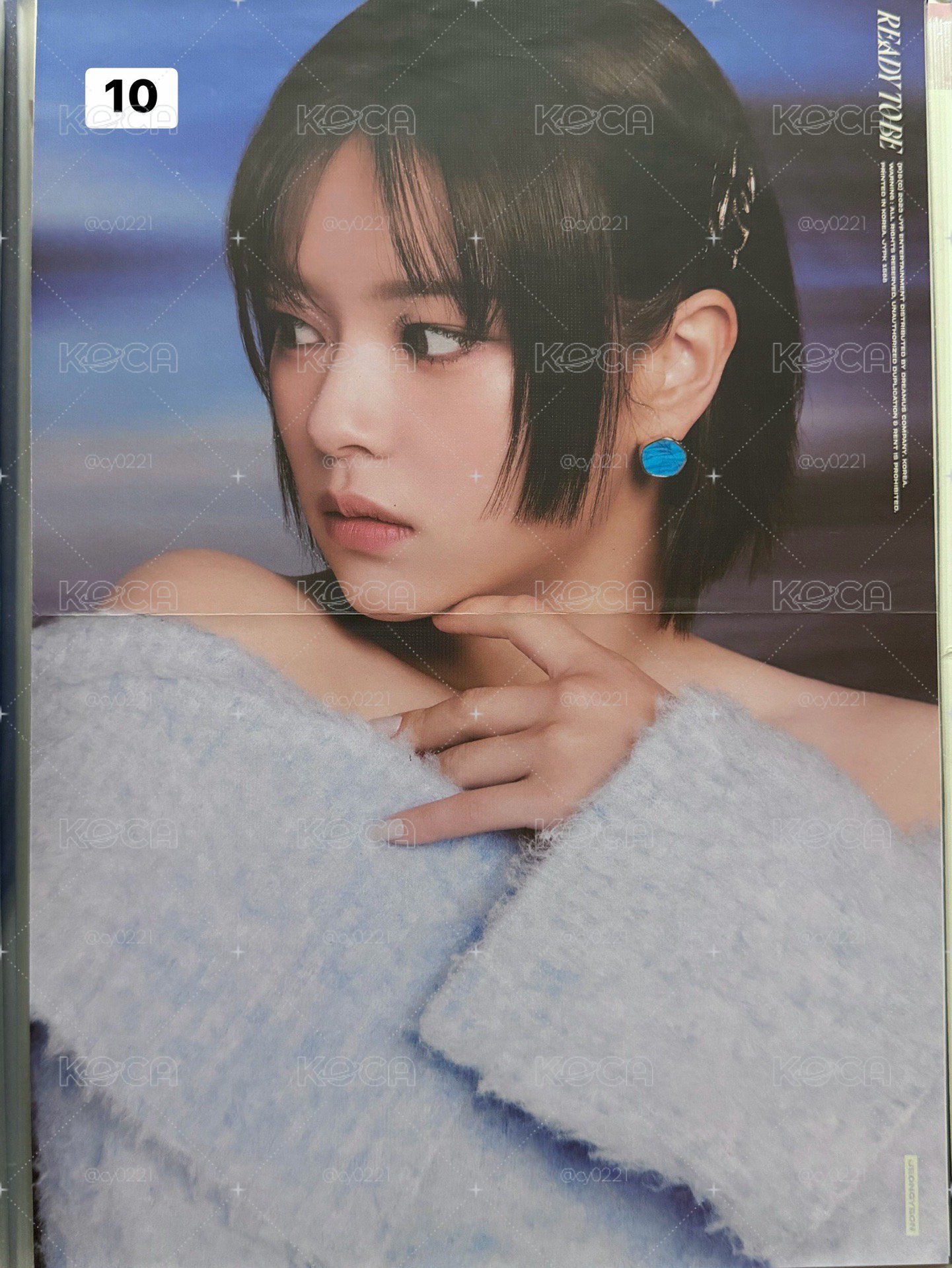 TWICE小海報 編號左上角