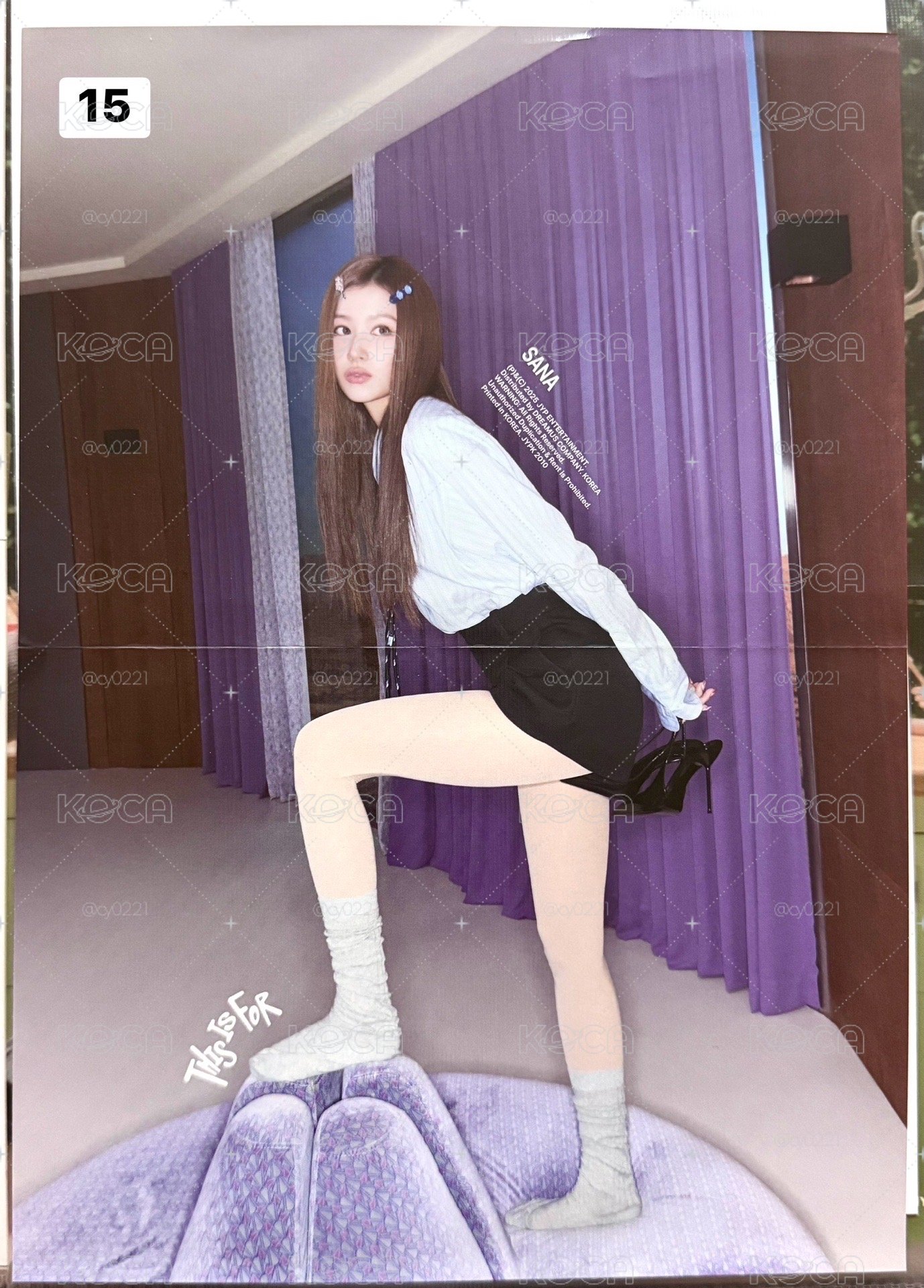 TWICE小海報 編號左上角