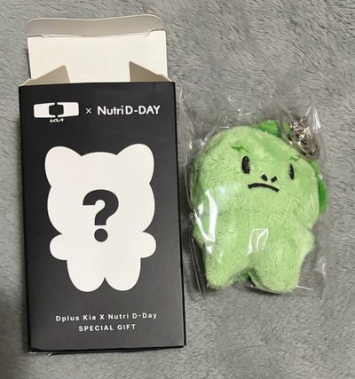 Siwoo保健品聯名娃