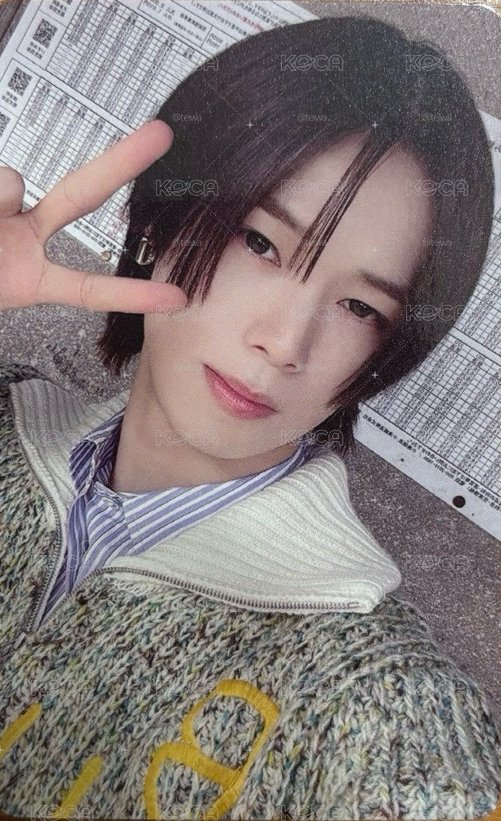 眯眼歪頭✌🏻