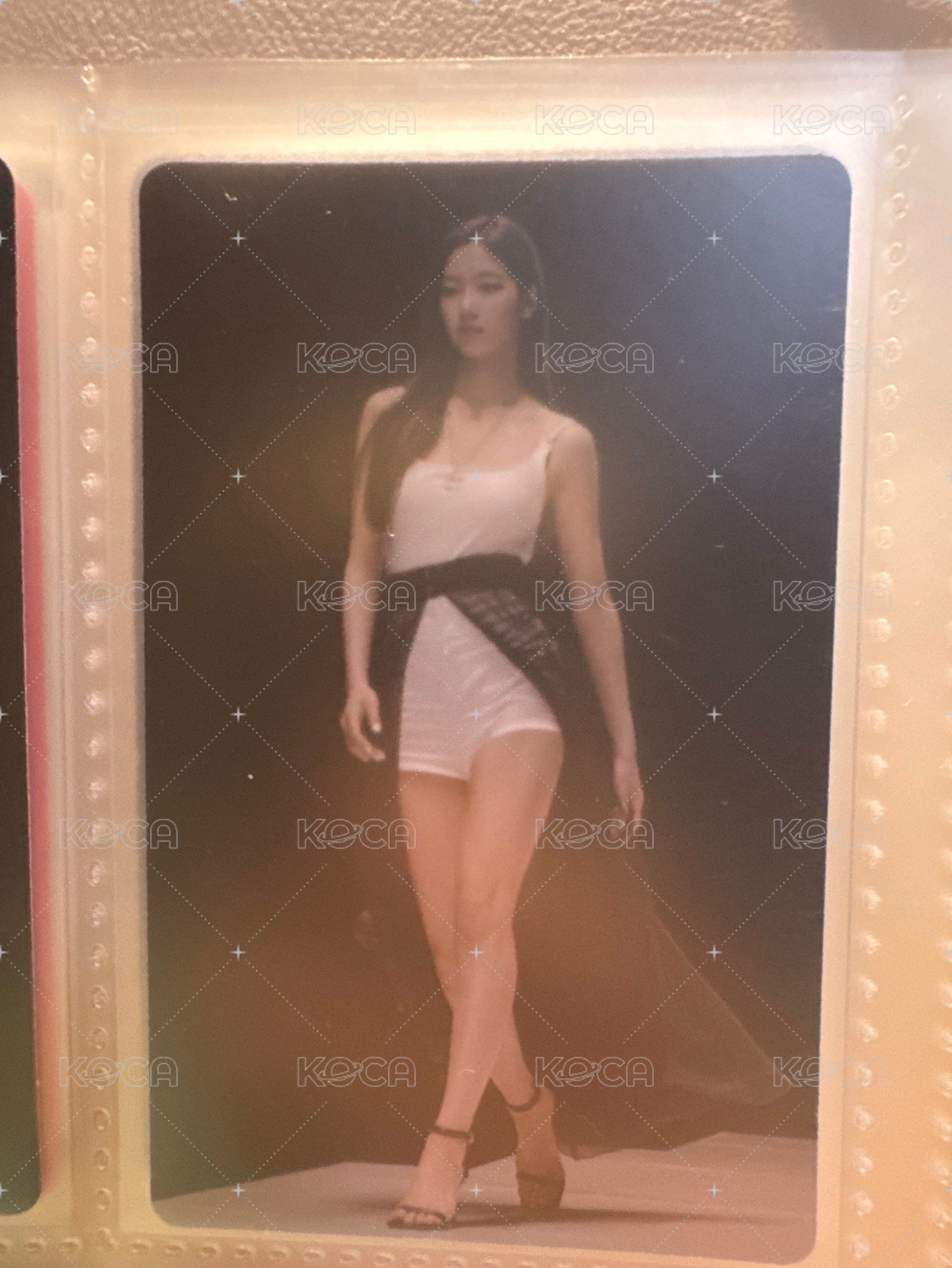 葉 小卡