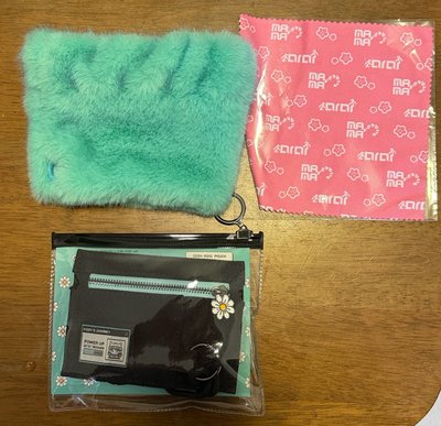 全新零錢包+未使用過盆栽套（無包裝套）