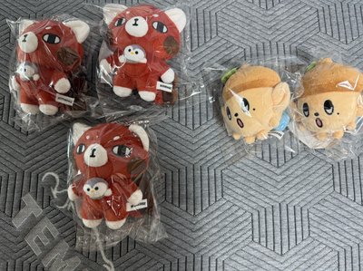 and2ble 快閃店 娃娃 卡套