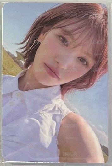 W:EALIVE 周邊卡 衣服卡