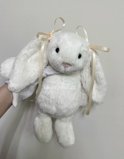 現貨.31 白色邦尼兔
