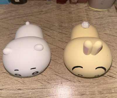 名創大頭趴姿公仔
