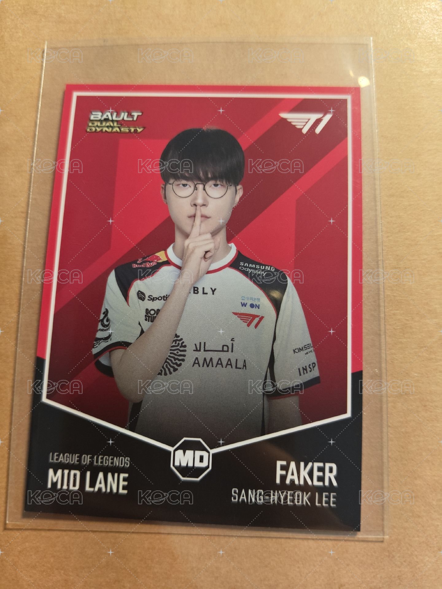 Faker紅底