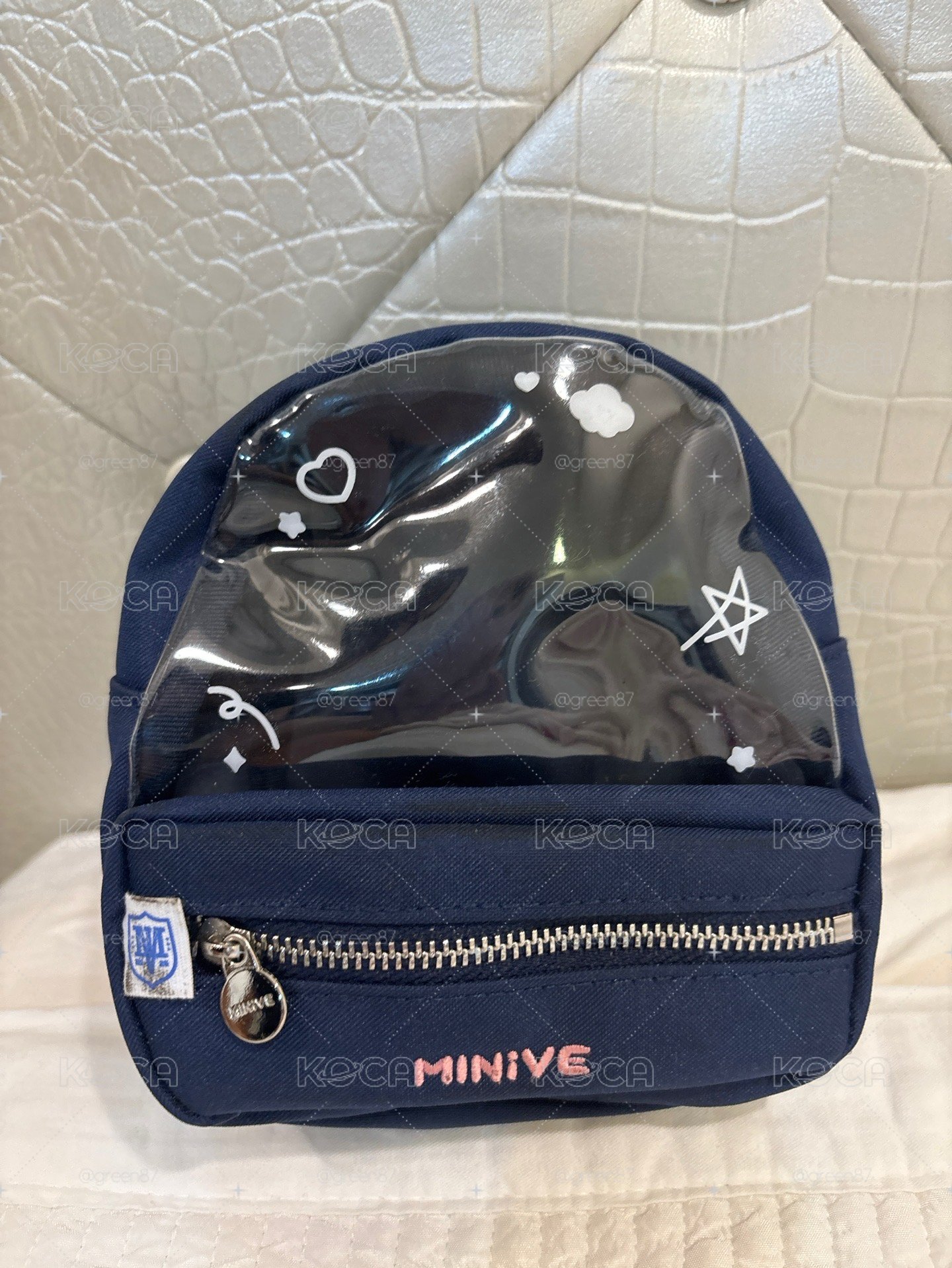 啊一布娃包
