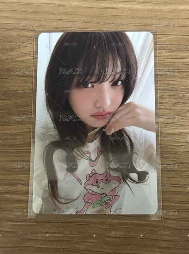 illit iroha yzy 幸運卡