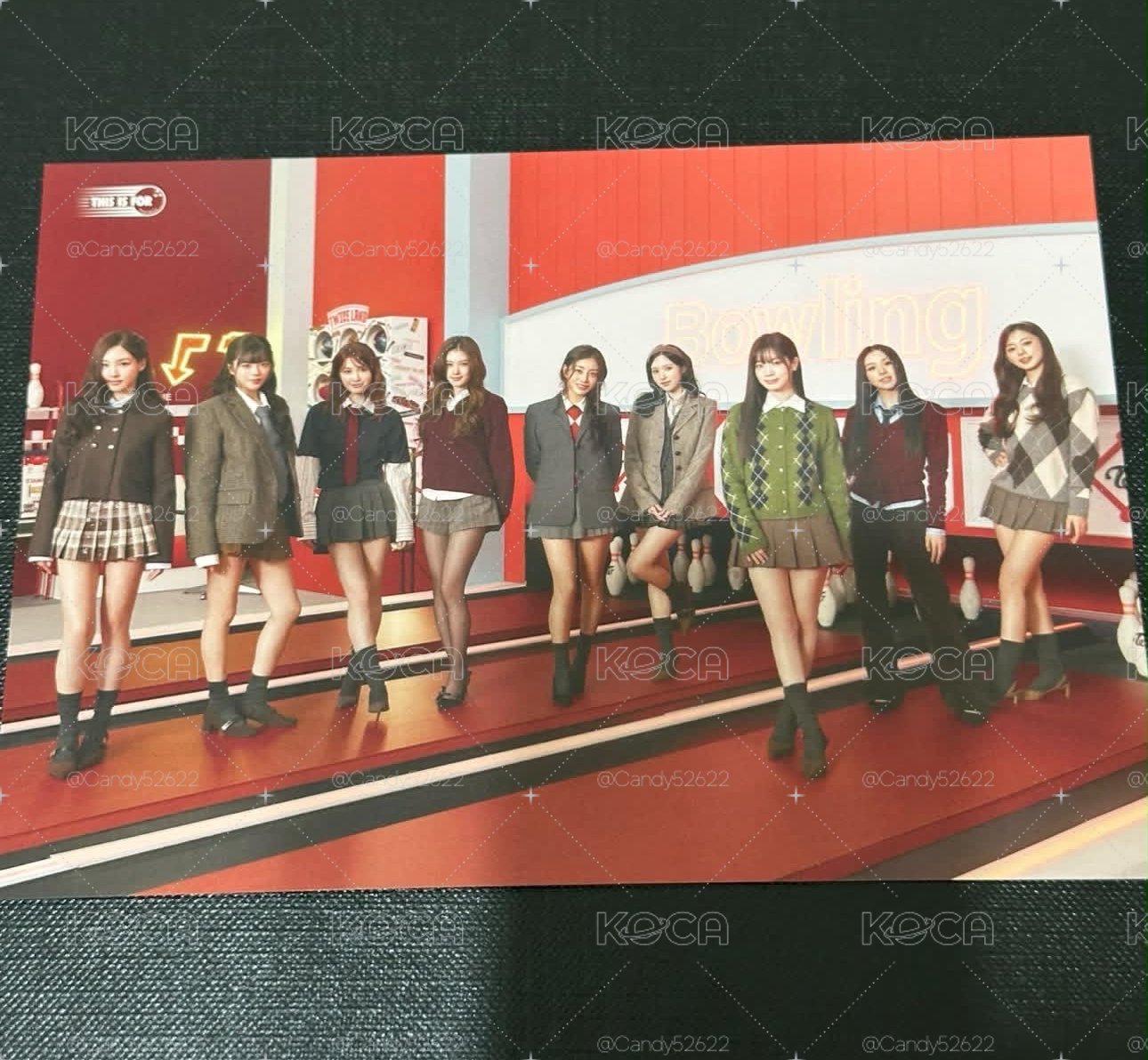 TWICE 新國立大卡明信片 團體04