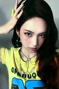 춤 (CHOOM) 絨毛吊飾 周邊卡 