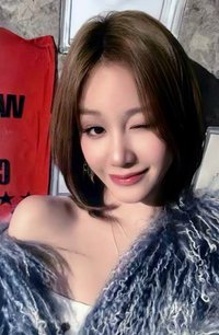 WE GO UP 滿額卡 上海線下快閃400滿額