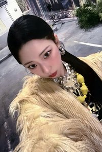 WE GO UP 滿額卡 上海線下快閃400滿額