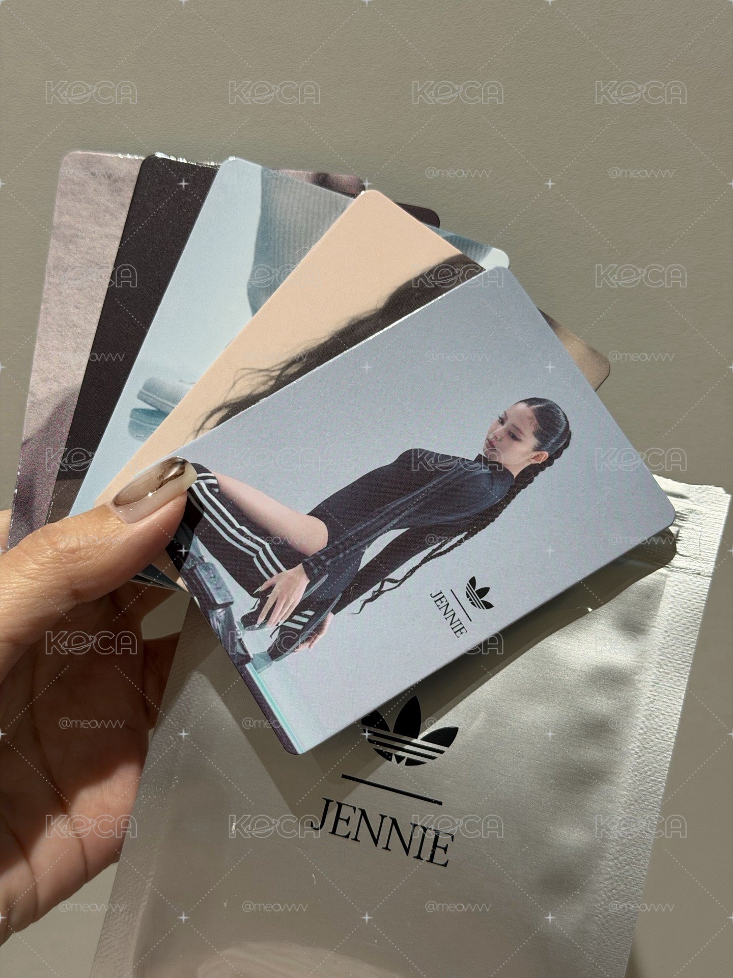 Jennie 愛迪達 滿額小卡