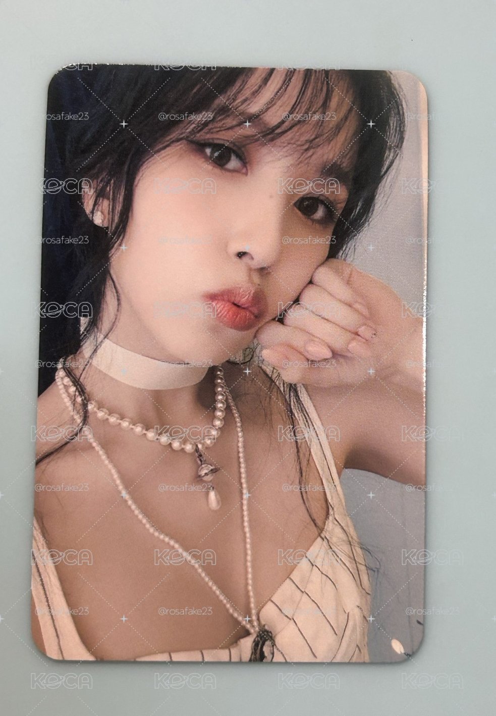 TWICE 粉衣握拳南