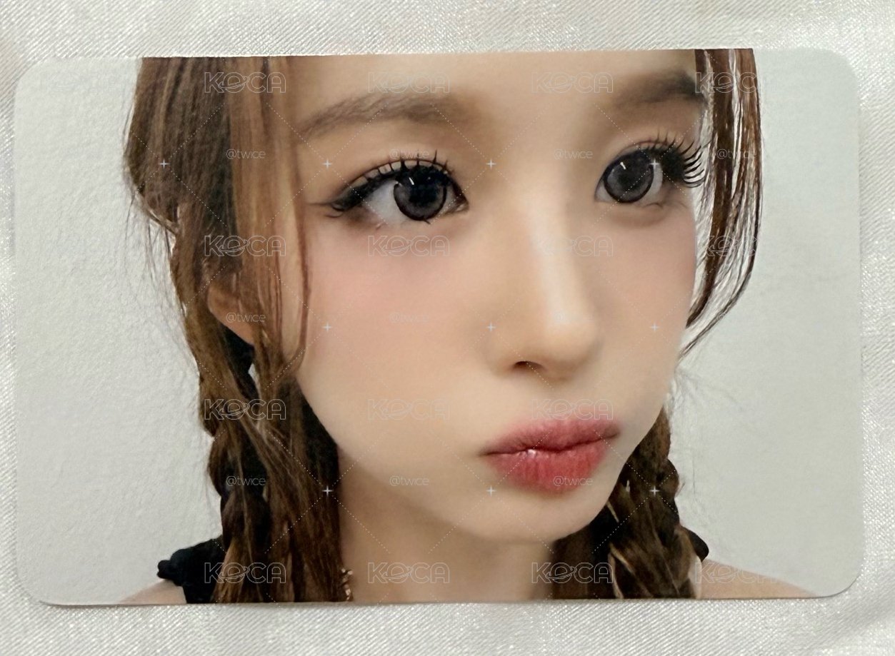 NMIXX SULLYOON 橫版懟臉薛