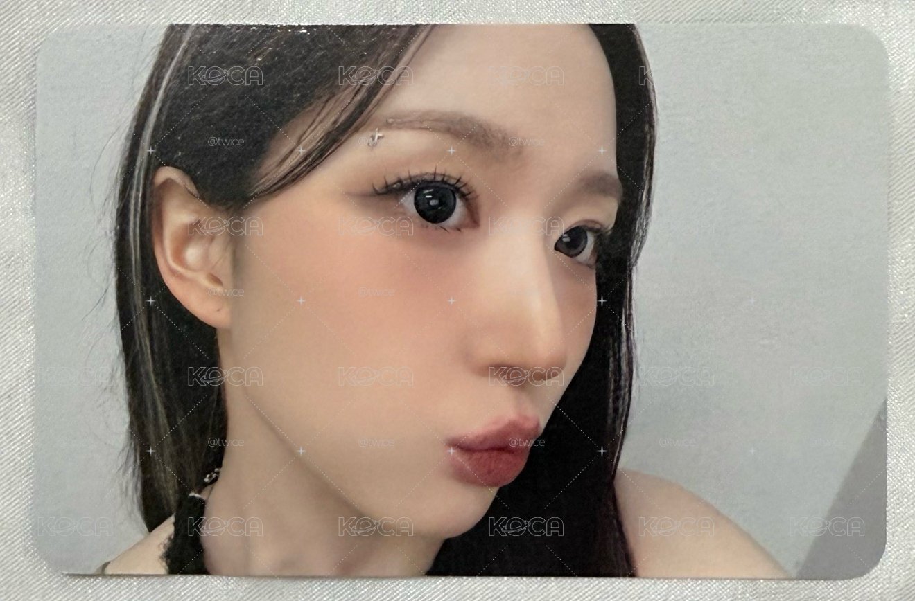 NMIXX HAEWON 橫版懟臉嫄