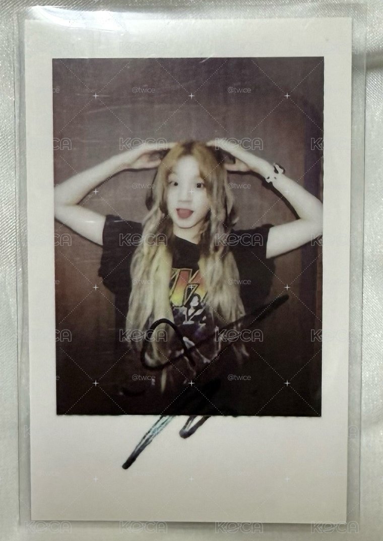 i-dle YUQI 雨琦狗耳拍立得