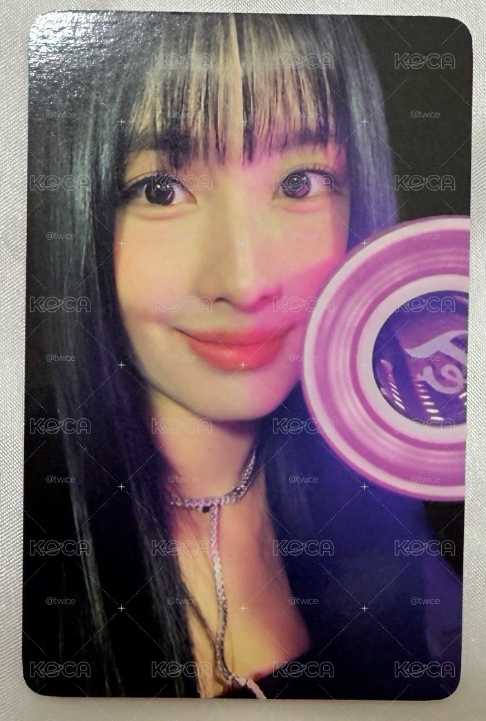 TWICE MOMO 手燈卡