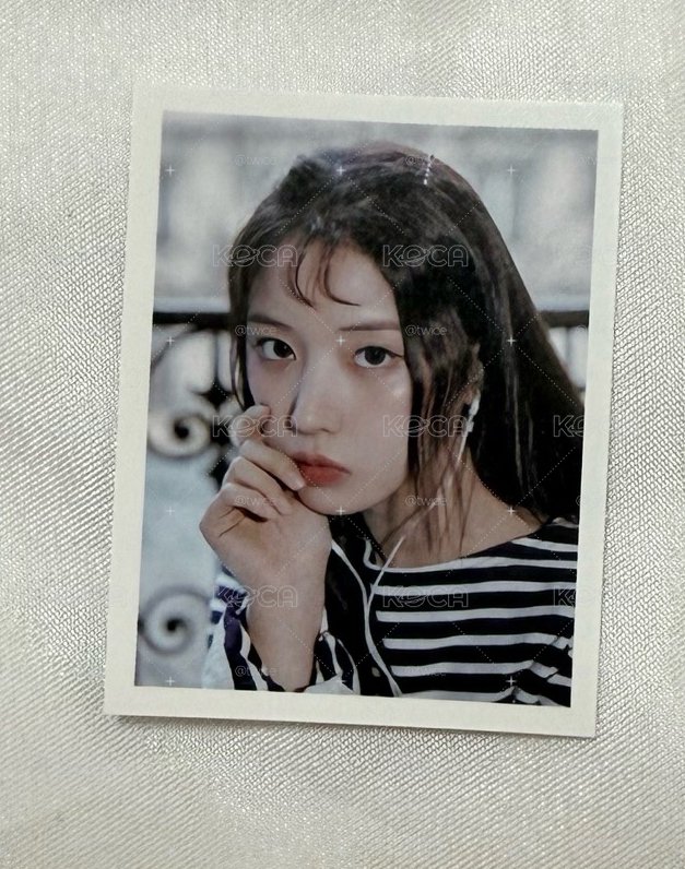 NMIXX JIWOO 巴黎證件照