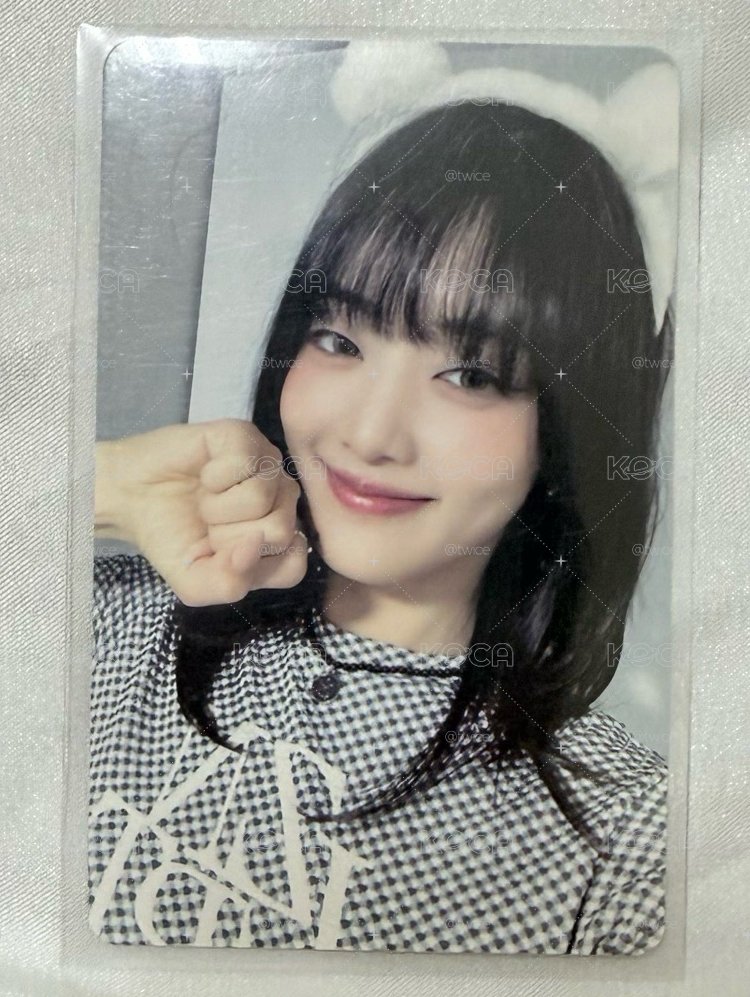 i-dle MINNIE 小熊妮