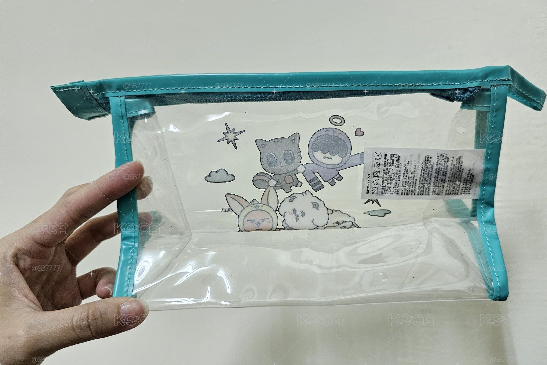 TXT角巴兔防水收納袋