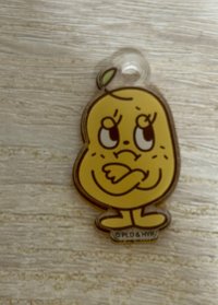 成員自製臺灣快閃店壓克力吊飾（馬鈴薯）