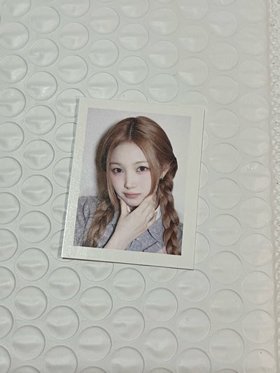 tripleS JooBin Q&A證件照