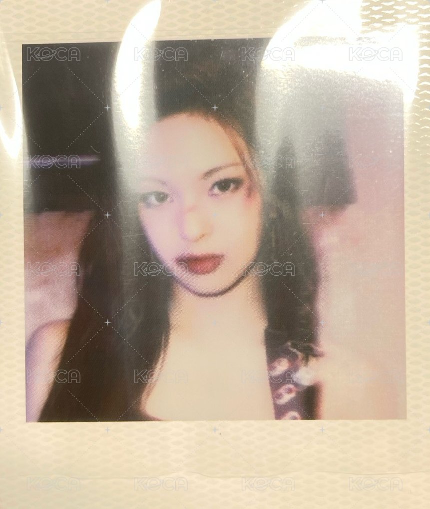 柒3