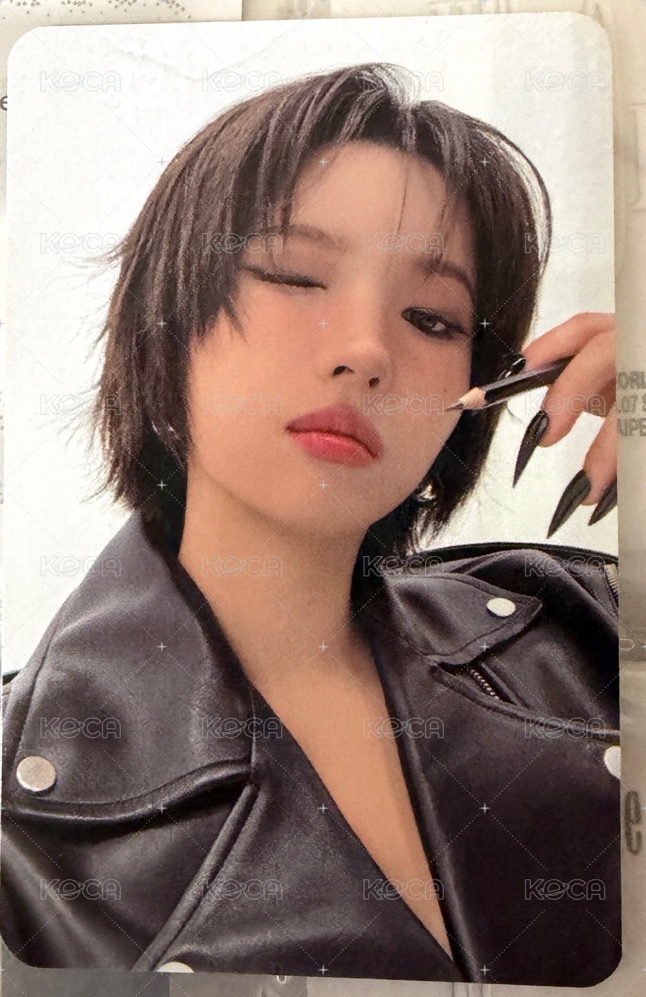 娟拿筆