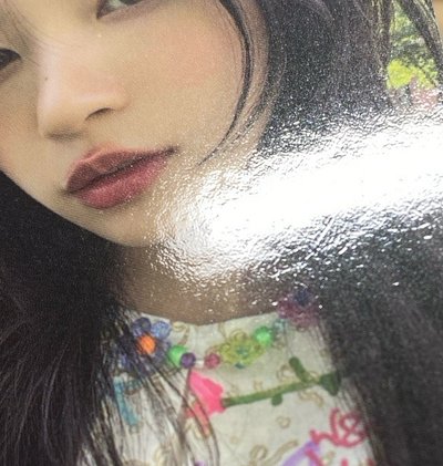 萌四張一起競