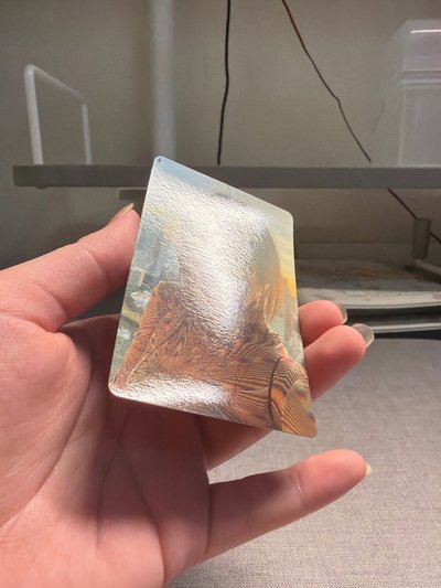日專專輯卡有彎折