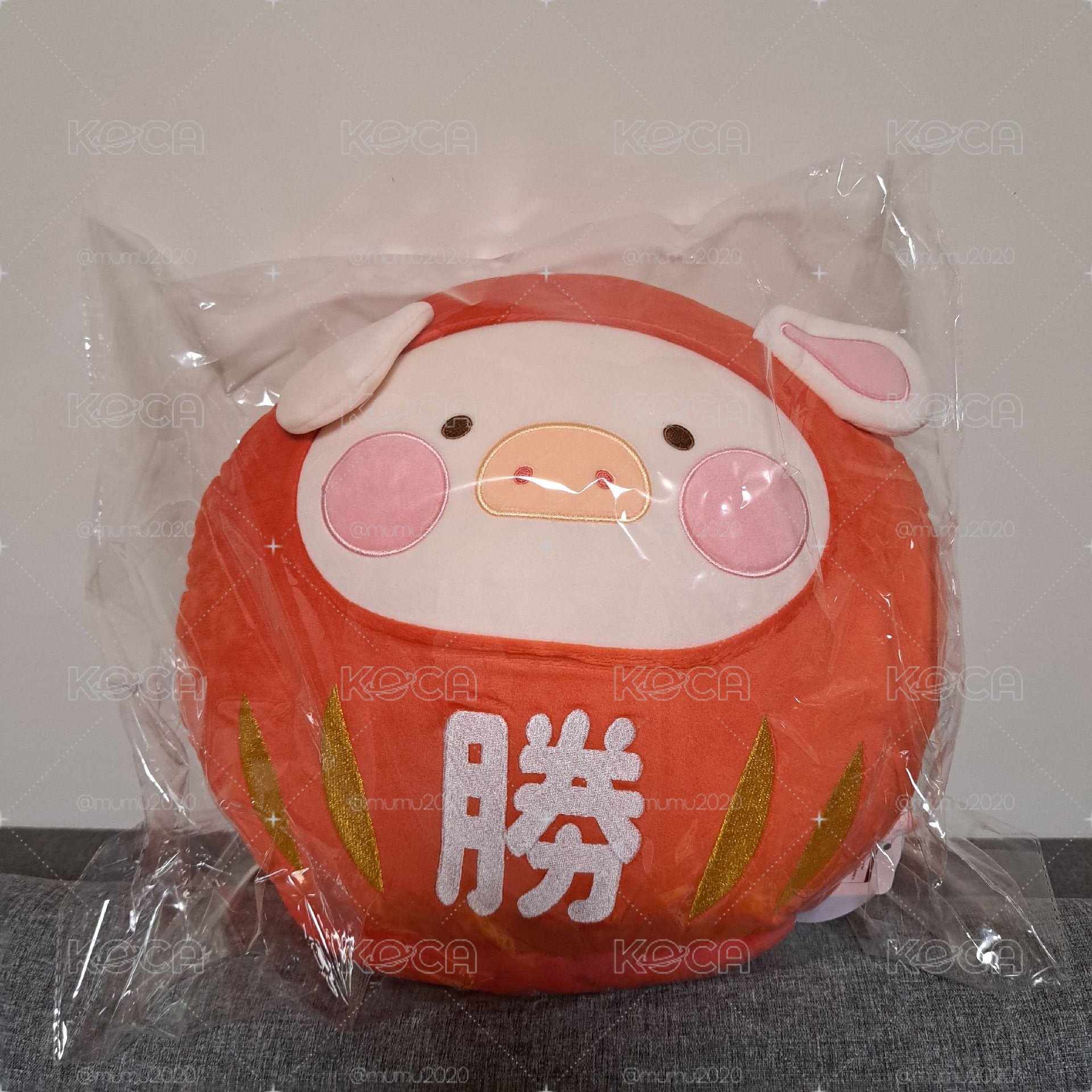 《全新》罐頭豬LULU 靠枕 靠墊 抱枕（達摩款） 尺寸400*370*170mm