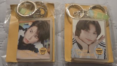 現貨 MOA CON 扭蛋  Shine +Dream together 顯寧set