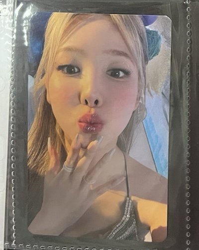娜璉 IM NAYEON卡冊卡