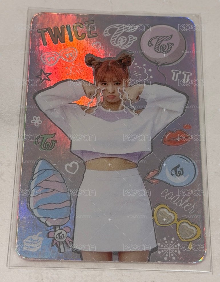 Momo TT閃卡