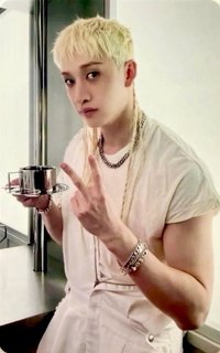 THIS & THAT hmv Z版 幸運卡 