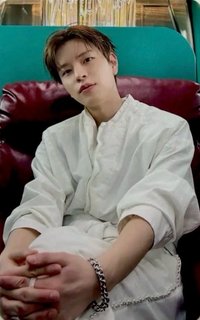 THIS & THAT hmv Z版 幸運卡 