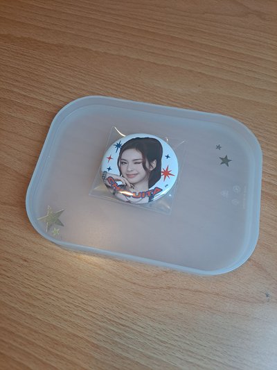 小柒徽章