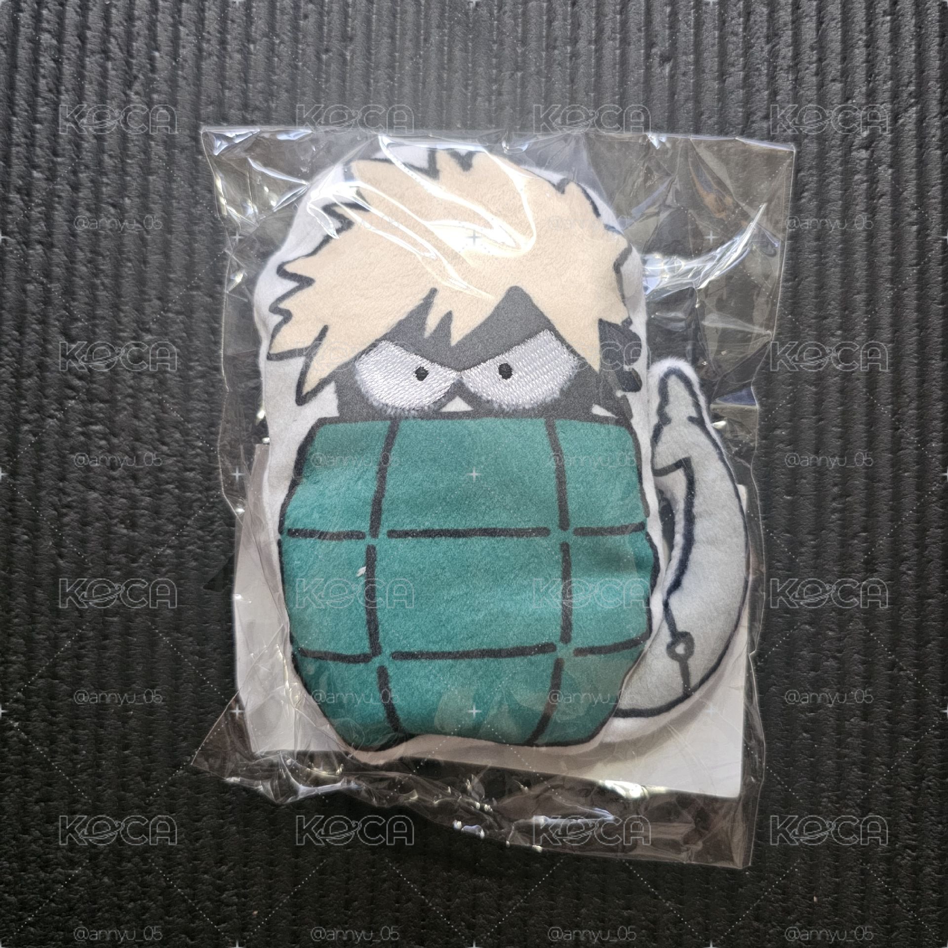 我英原畫展 小戴拿購物袋