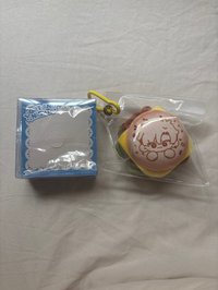 蕭逸裊裊情味毛絨徽章 有原包裝 送圖上小配件