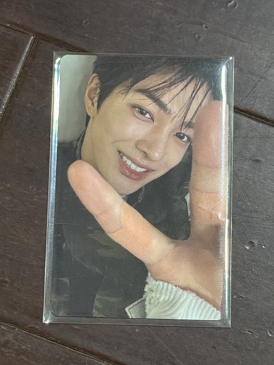 安yzy6.0幸運卡