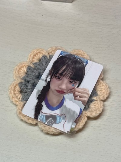 運動服捏臉琦