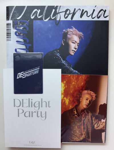 東海 DEparture隨機卡+California專輯/明信片+DElight party明信片