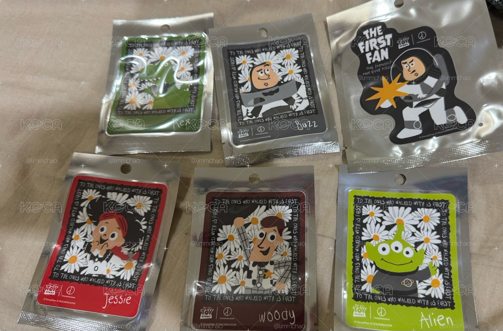 TOYS X PMO 台北快閃貼紙