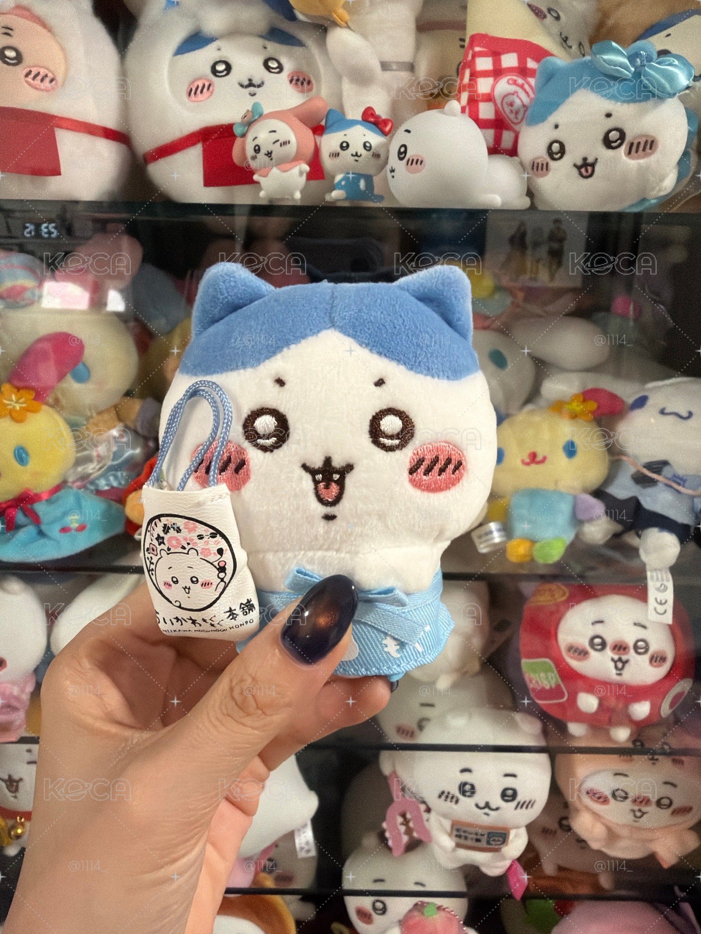 店員小八