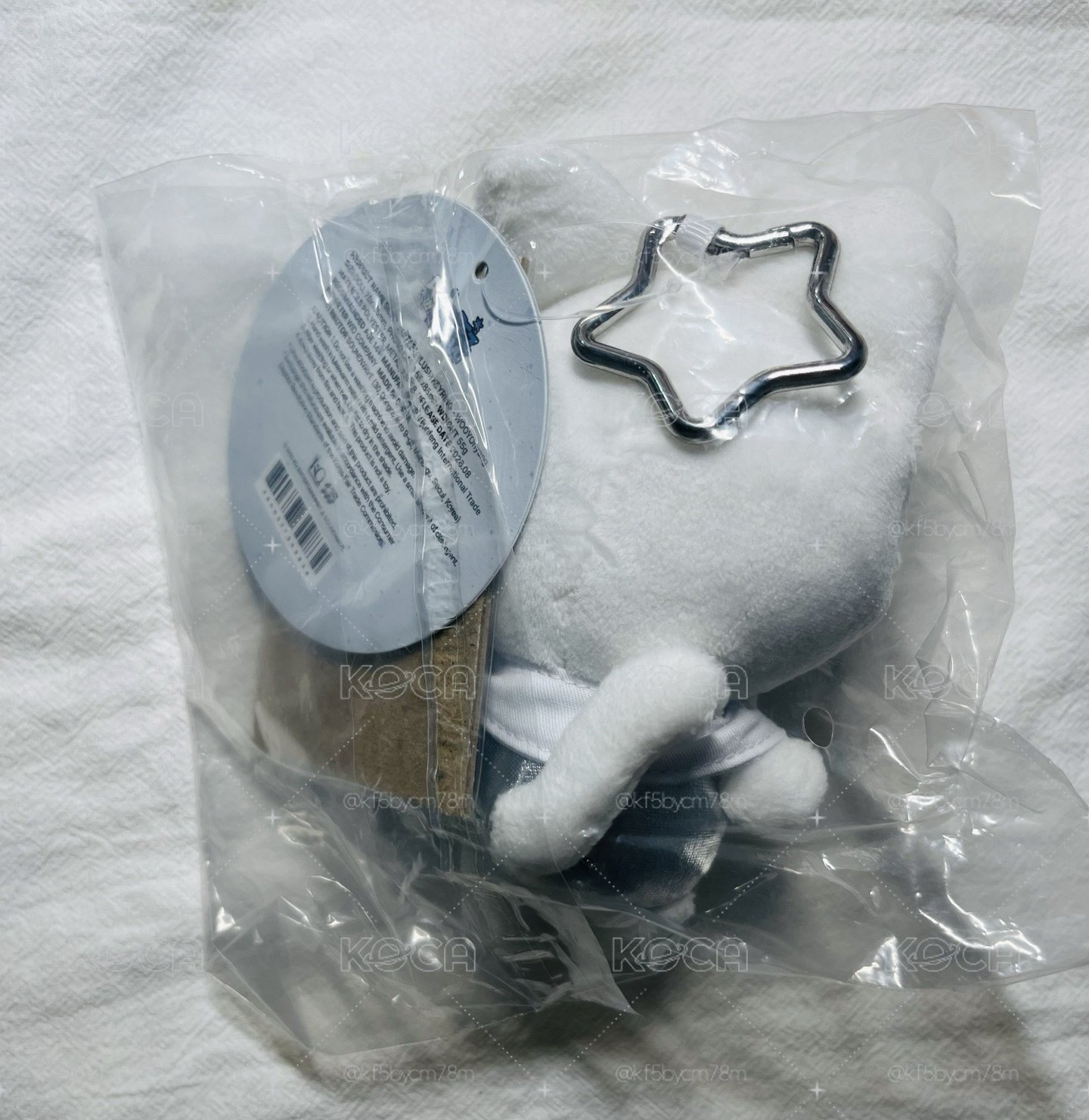 銀白吊飾娃榮
