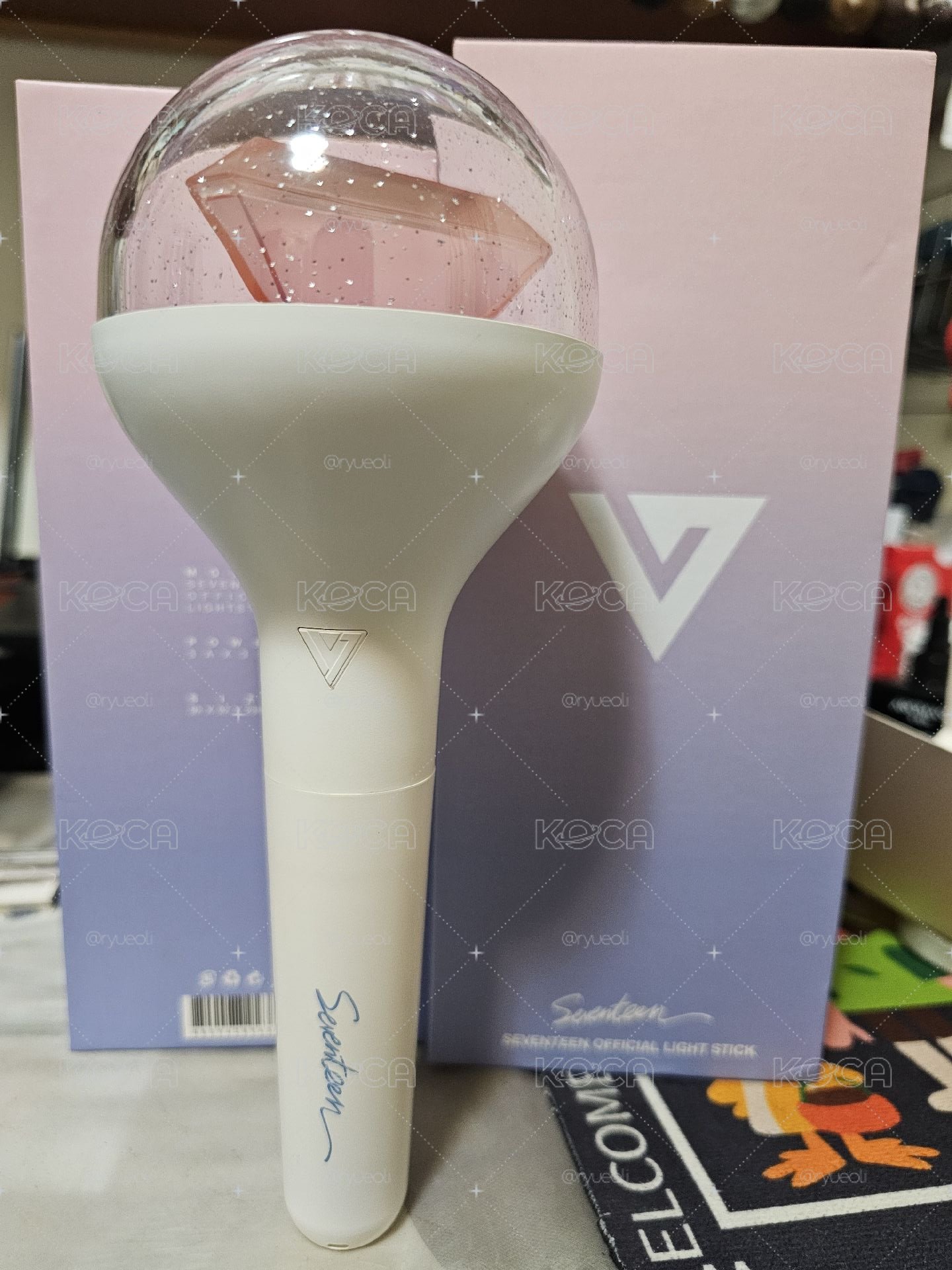 Seventeen 歷代手燈