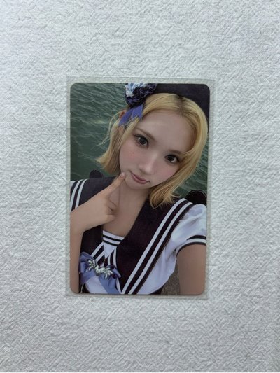 Jiwoo 中文卡背 迷二 sr 特典卡 B ver.