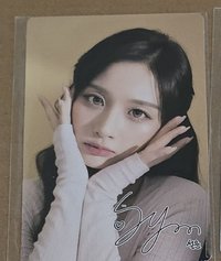 雙手捧臉